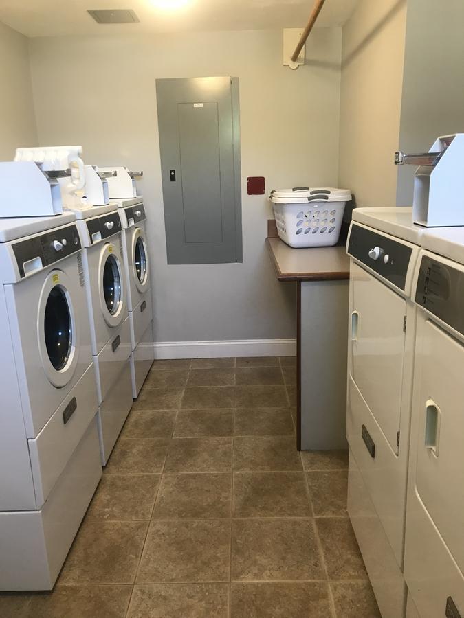 Crescent Suites Hotel Waltham Zewnętrze zdjęcie