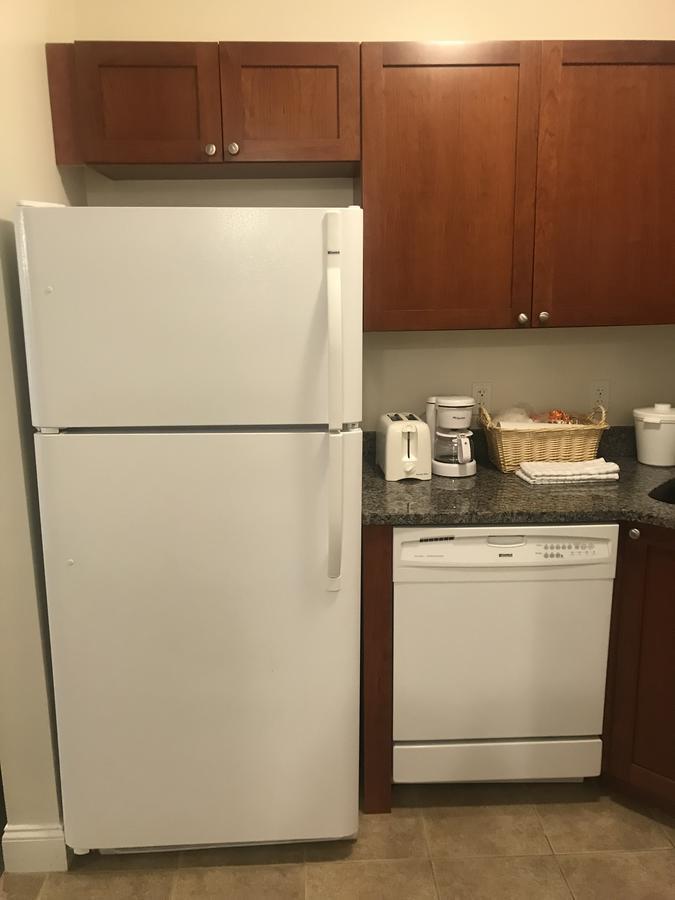 Crescent Suites Hotel Waltham Zewnętrze zdjęcie