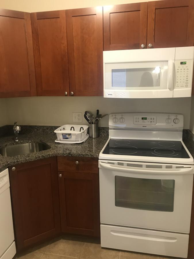 Crescent Suites Hotel Waltham Zewnętrze zdjęcie
