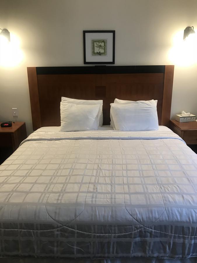 Crescent Suites Hotel Waltham Zewnętrze zdjęcie