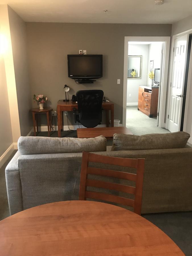 Crescent Suites Hotel Waltham Zewnętrze zdjęcie