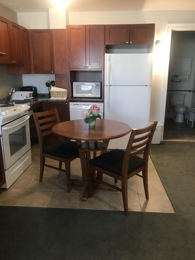Crescent Suites Hotel Waltham Zewnętrze zdjęcie